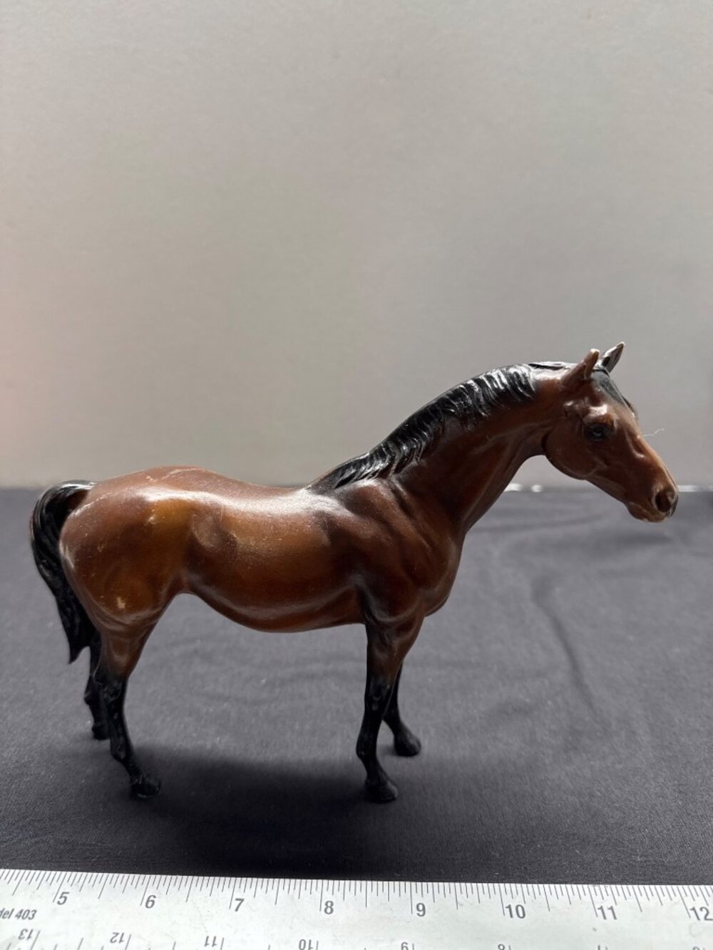 Vintage Breyer Classic Horse Seabiscuit (Terrang) Brown Horse Figurine 12” Colle
